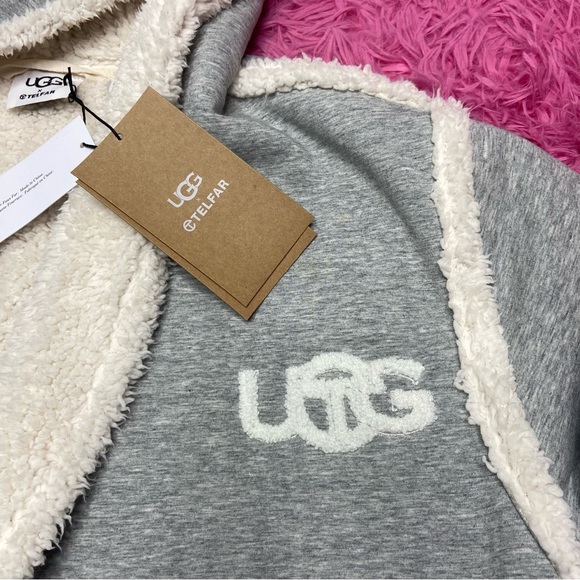 UGG X Telfar Fleece Robe - Picture 4 of 5